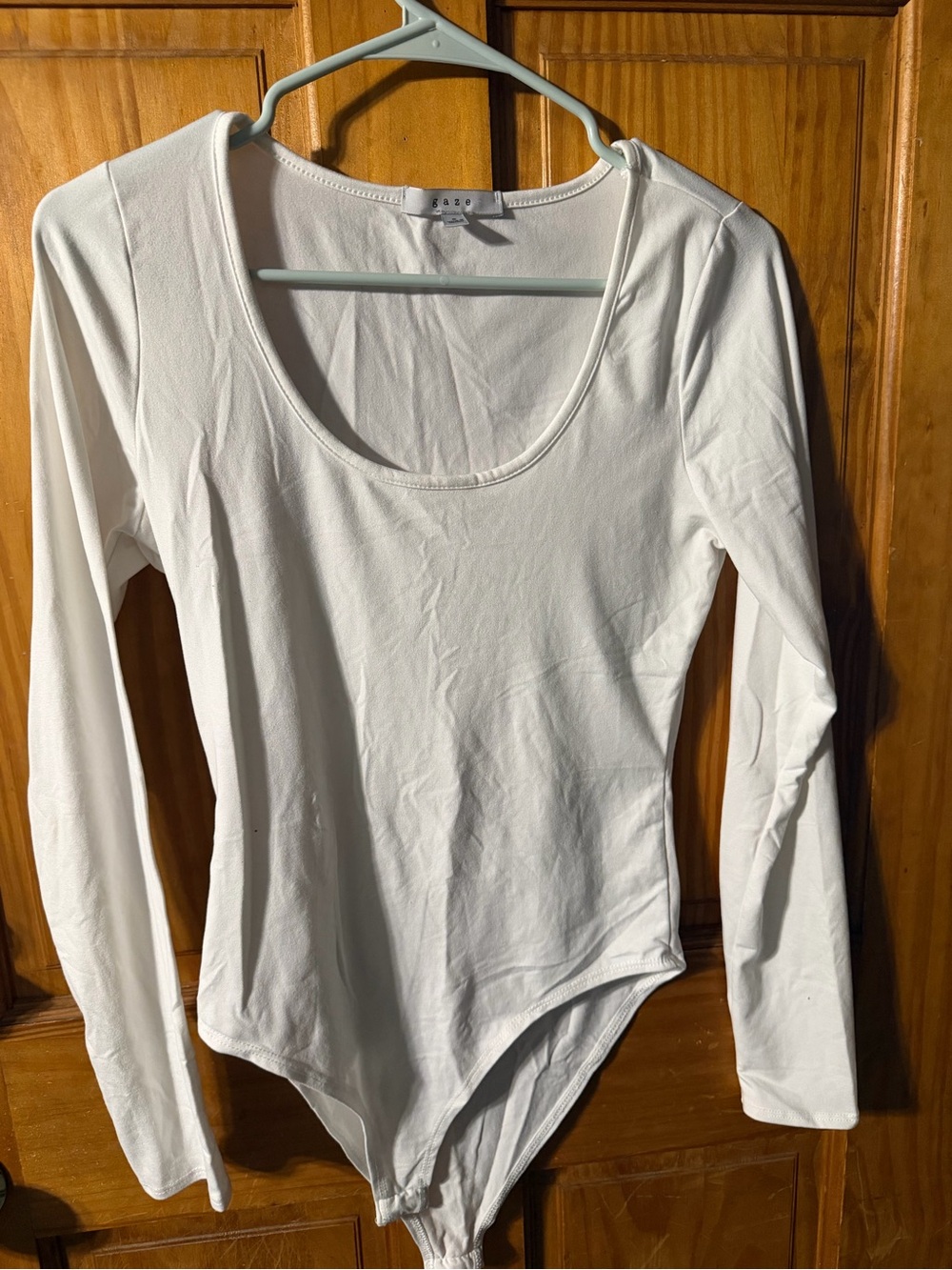gaze White Long-Sleeve Scoop-Neck Bodysuit